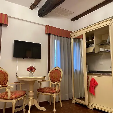 Appartamento Rio Del Piombo Suites